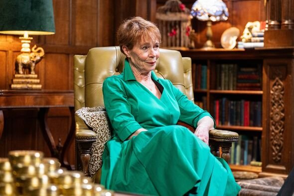 Celia Imrie